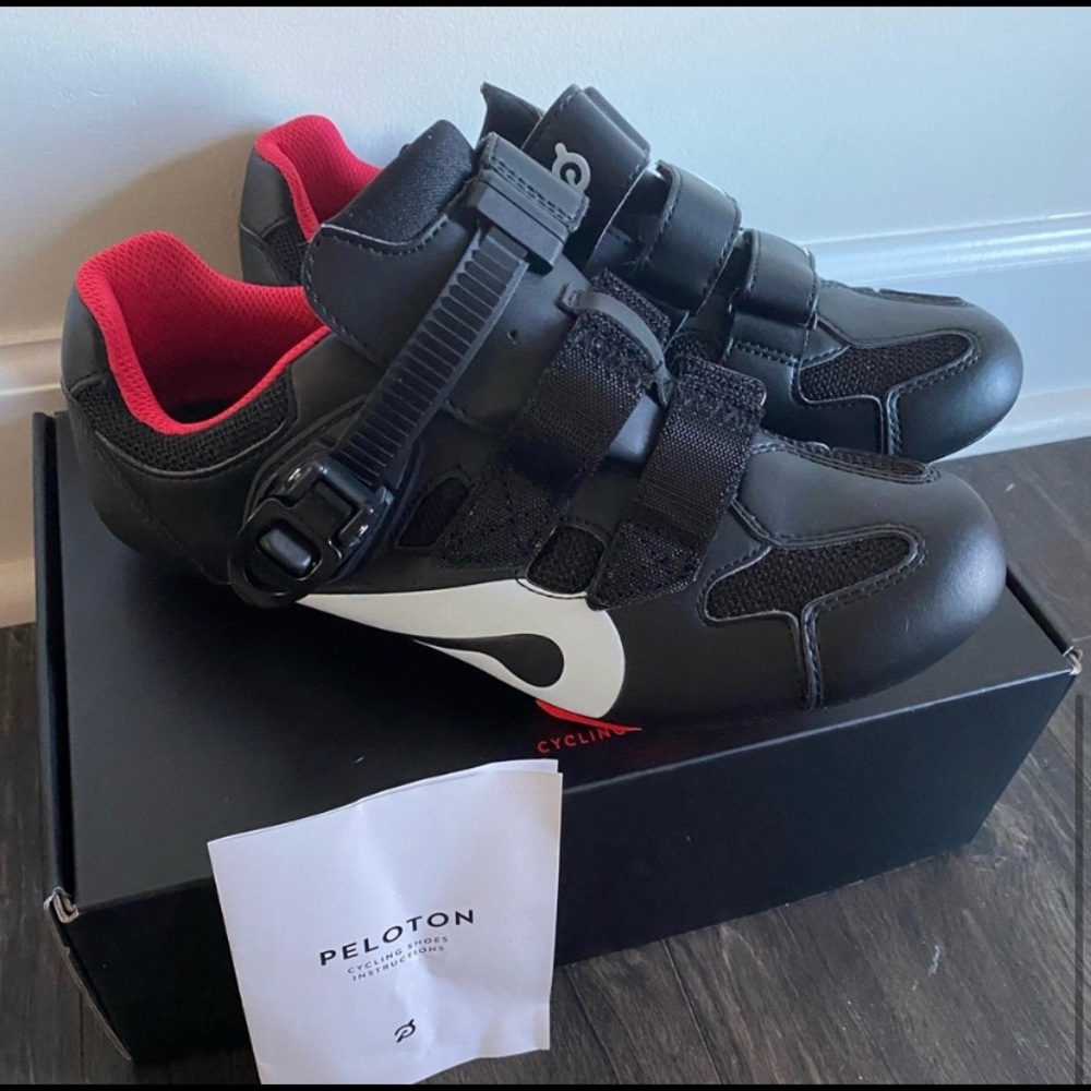 Peloton cycle shoes size 9